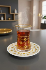 Resim Gold Yıldız Desenli 12 Parça 6 Kişilik Heybeli Çay Seti - Porselen Tabaklı 165 Cc Şeffaf 