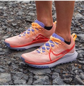 Resim Nike React Pegasus Trail Kadın Koşu Ayakkabısı-sprtx Pembe 