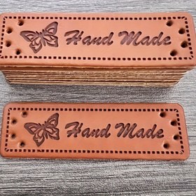 Resim 40 adet Çeşitli Sevimli Etiketler, Oyma Kelebek ve Arı Tasarımları ile, Sweater, Şapka, Şal, Çanta ve Diğer Giyim Eşyalarını Dekore Etmek için Uygundur, DIY Dikiş Projeleri için Mükemmel. 