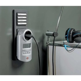 Resim Brennenstuhl Primera Line Dijital Göstergeli Zaman Ayarlı Tekli Priz 