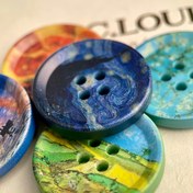 Resim Van Gogh ve Monet'in yağlı boyama eserlerini içeren beş adet 30 mm'lik büyük dekoratif düğme, her biri için tasarlanmış, kıyafetler, atkılar, çantalar ve ev tekstillerini süslemek için. 