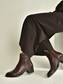 Resim V555311503 Kahverengi Hakiki Deri Alçak Topuklu Kadın Bot Kahverengi-hakiki Deri 