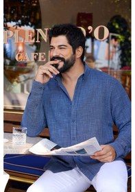 Resim AC&Co / Altınyıldız Classics Erkek Lacı Slim Fit Dar Kesim %100 Pamuk Düğmeli Yaka Gömlek Lacı Lacivert 