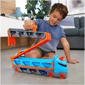 Resim Hot Wheels Mavi Tır 1:64 Ölçekli Araba Seti 4-8 Yaş Arası Çocuklar için Eğlenceli Oyun 