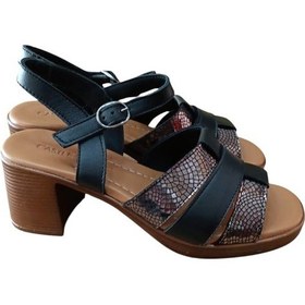 Resim Castle Black 45204 Kadın Hakiki Deri Kalın Kısa Topuklu Comfort Sandalet Siyah Siyah 