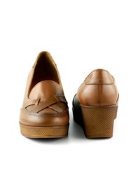 Resim Erkan Saçmacı Shay Exclusive Taba Hakiki Deri Çapraz Bant Detaylı İşlemeli Dolgu Topuklu Günlük Ayakkabı Taba 