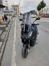 Resim Motocam Skyjet Rivero 125 Siperlik Ön Cam 2024 Model 75cm Açıkfüme Renkli 4mm Uzun Cam 