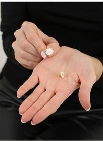 Resim Tesbihane Papatya Tasarım Gold Renk 925 Ayar Gümüş Kadın Küpe 