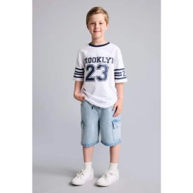 Resim DeFacto New Regular Fit Bisiklet Yaka Baskılı Kısa Kollu Beyaz Tişört Erkek Çocuk H8069A826HS 