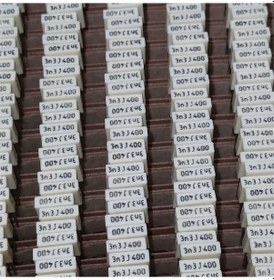 Resim R82mc1330lp50j 3.3nf 400v 5 0.05 Kemet Polyester Kondansatör 75 Adet 