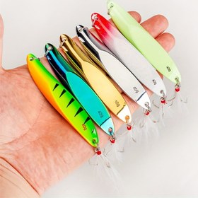 Resim 6 adet Glowing Lure ile birlikte olan Balıkçılık Aletleri Kaşığı, 5 ila 40 gram arasında ağırlığı olan, Dikiz ve saç tokası ile birlikte tasarlanmış. 