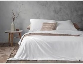 Resim English Home Aurora Silky Touch Super King Nevresim Takımı 260x220 Cm Beyaz, VNCVRENGLSNVRS4MRTAA71 