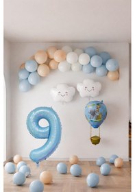 Resim 9 Yaş Mavi Gökyüzü Doğum Günü Konsepti Mavi 