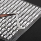 Resim Yuvarlak Beyaz Çok Amaçlı Taklit İnci Decal Kendinden Yapışkanlı Etiketler Taşlı 3/4/5/6mm Boyutlu Sanat Aksesuarları Etiketleri 