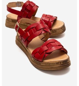 Resim Luvishoes Elvoro Kırmızı Hakiki Deri Örgü Bantlı Kadın Sandalet 