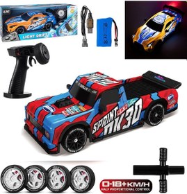 Resim Uzaktan Kumandalı 1/16 Işıklı Şarjlı Drift Yapabilen Tekerleği Değiştirilen Kumandalı Araba Periyedi 