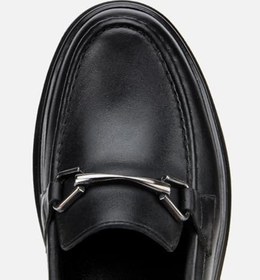 Resim HOTİÇ Kadın Deri Siyah Tokalı Dolgu Topuklu Klasik Loafer 