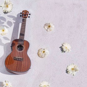Resim Kozmos KUK-CGLE300 Elektro Concert Ukulele 