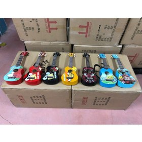 Resim Resimli Soprano Boy Gül Klavye Ve Eşikli Ukulele Gitarlar 