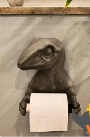 Resim Velociraptor Toilettenpapierhalter - Dinozor Figürlü Dekoratif Tuvalet Kağıdı Tutucu | Jurassic Temalı Banyo Aksesuarı | Eğlenceli ve Karizmatik Tasarım 