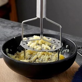 Resim Paslanmaz Çelik Yaylı Patates Ezici - 24,5 cm Patates Presi | Ergonomik Saplı Sebze Ezme Aleti | Manuel Püre Yapıcı | 