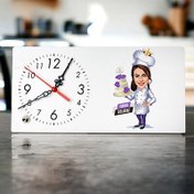 Resim Yaş Pasta Taşıyan Aşçı Kadın Karikatürlü Masa Saati 