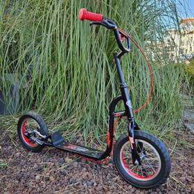 Resim Corelli Slippy 12 Jant 2 Tekerli Çocuk Scooter - Siyah - Kırmızı 