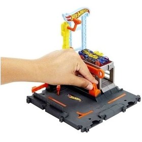 Resim Hot Wheels Şehir Hayatı Serisi HDR24 - Downtown Tune Up Shop 