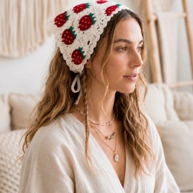 Resim Örgü Üçgen Bandana Çilekli Kırmızı Krem Saç Bandı Kadın Genç Kız Çocuk Yazlık Bohem Vintage Kore Tarzı Ayçiçek 