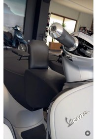 Resim Vespa Gts Motosiklet Çocuk Koltuğu, Emniyet Kemerli, Hediyeli 