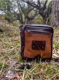 Resim Tantobushcraft Su Geçirmez Deri & Nubuk Kahverengi Motorcu Bacak & Bel Çantası – Outdoor / Motosiklet 