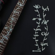 Resim Şık DIY Gitar Boyun Perde Stickerları - Siyah & Beyaz Çiçek Deseni, Uygulaması & Çıkarması Kolay, PVC Malzeme - 19-24 Perdeli Akustik, Bas, Elektrik Gitarlar İçin Uygun, Müzik Aleti Dekoru|Şık Gitar Aksesuarı|PVC Stickerlar, Gitar Aksesuarları 