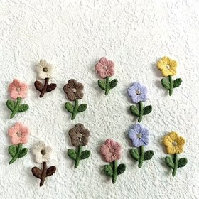 Resim 12 adet Mini Çiçek Süslemeleri El Sanatları, Dikiş ve Örgü için - Giysiler, Ayakkabılar, Şapkalar için Uygundur 