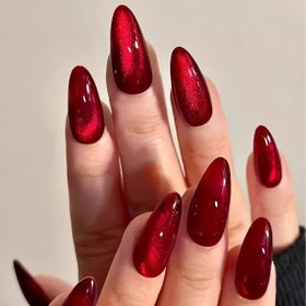 Resim 24 adet Parlak Kırmızı Kristal Fransız Manikür Seti - Minimalist, Gotik İlhamlı, Badem Şekilli Tırnaklar ile Parlayan Kırmızı Taşlar, Gelinler, Yeni Yıl Kutlamaları ve Günlük Moda için Mükemmel, Gelinlik Tırnaklar | Zarif Tırnak Sanatı | Parıldayan Bitiş 