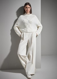 Resim Fonksiyonel Dantel Yaka Detaylı Ekru Triko Kazak 