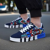 Resim Erkek Modası Graffiti Harf Baskılı Kanvas Sneaker'lar - Rahat Bağcıklı Sokak Ayakkabıları, Koşu, Tenis, Basketbol Ayakkabıları, Tüm Mevsim Konforu, Preppy Stil, Düşük Top, Kumaş Üst ve İç, PVC Taban, Kumaş Tabanlık, Yuvarlak Burun 