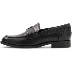 Resim Guess Beliso Kadın Deri Loafer 