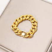 Resim 1 adet Erkekler için Günlük ve Parti Kullanımı İçin Şık Dikdörtgen Bağlantı Tasarımlı Altın Tonlu Metal Bilezik - Ona Verilecek Çok Yönlü Dayanıklı Takı Hediyesi, Modern Erkeksi Stil, Parlak Yüzey 