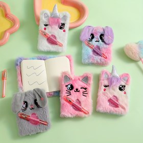 Resim Sevimli Karikatür Hayvan Peluş Defteri ve Kırmızı İnci Silgi Kalem - Sert Kapaklı Taşınabilir Günlük, Gençler & Yetişkinler İçin Sevimli Hediye 13+ (Pembe Tavşan, Gri Kedi Tasarımlar) 