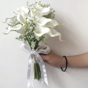 Resim Elegant White Calla Lily Artifical Bouquet with Ribbon - Ev Dekoru, Düğünler ve Kutlamalar için Mükemmel, Oturma Odası Masaüstü için İdeal, Kapak Dahil Değil, Düğün Dekoru Bouquet|Şık Çiçek Düzeni|Dekoratif Çiçekler, Bouquet Aksesuarı 