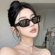 Resim Kadınlar için 1 Adet Kare Vintage Moda Gözlük - Hafif Plastik Çerçeve & Dekoratif PC Lensler, Sokak Fotoğrafçılığı, Müzik Festivalleri, Günlük Kullanım, Karnavallar İçin Retro Tarzı Moda Gözlükleri - Tüm Yüz Şekillerine Uygun 