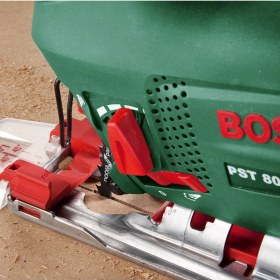 Resim Bosch 530W Kompakt Dekupaj Testere PST800PEL ile Hassas ve Pratik Kesimler 