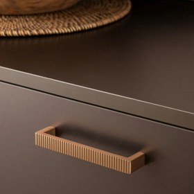 Resim System 6721 Klasik Çizgili Kulp Şampanya Saten Renk 32 mm (Iki Delik Arası Mesafe) 