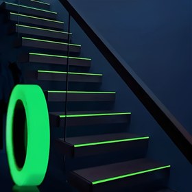 Resim 1 Rulo Kendinden Yapışkanlı Sahne Yeşil Floresan PVC Merdiven Yangın Alarm Bandı - Yangın Önleme için Parlayan Güvenlik Etiketi, Ev, Ofis ve Endüstriyel Kullanım için Çok Amaçlı Yangın Güvenlik Etiketleri, Yangın Güvenlik Etiketleri, Parlayan Özellik, Dayanıklı Yapıştırıcı, Parlayan Band, Parlayan Ürün, Parlayan Etiket, PVC Band, Merdiven Yapıştırıcı Tasarım, Merdiven Kaymaz/Anti-Kaymaz Band, Fosforlu Kaymaz, Uyarı Bandı, Kendinden Yapışkanlı Yansıtıcı Band 