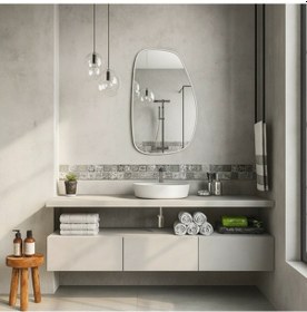 Resim 50x80 Cm Modern Organik Form Banyo Aynası Beyaz Çerçeveli Asimetrik Duvar Aynası Minimalist Şık Dekor Ayna Beyaz 