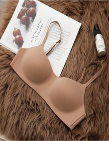 Resim Duygusal Bir Şekilde Dikişsiz Telli Spor Üstüne Baret 450198037 Koyu Bej 