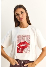Resim Shade Kadın Lip Print Baskılı Pamuk Oversize Basic T-shirt Öt261058 60286100 - Beyaz Standart 