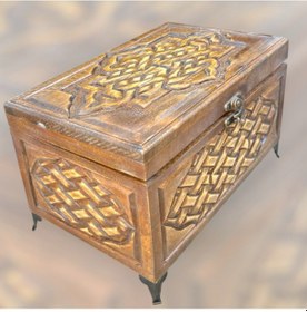 Resim Ahşap El Oyması Sandık. 