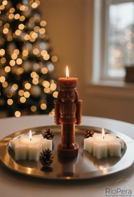 Resim Oxford Sport Yılbaşı Hediye Paketi Yeni Yıl 4lü Set = 1X Kurşun Asker +2X Kartanesi Mum +1X Noel Kartpostal 