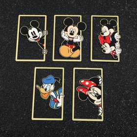 Resim 1 adet Mickey Mouse Metal Yer İşareti, Resmi Lisanslı, Kitap Aşıkları İçin Dayanıklı Yer İşareti, Koleksiyonluk Anime Kitap Aksesuarı, Kitap Kurtları İçin İdeal Hediye 